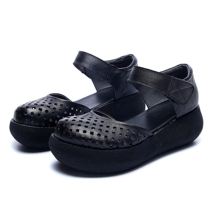 Retro casual hole shoes