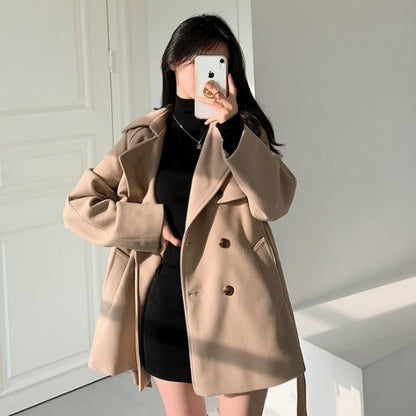 Women's Retro Fashion Elegance All-match Loose Collar Lace-up Woolen Coat