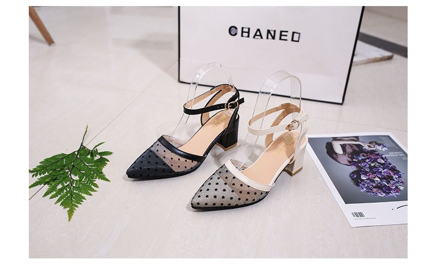 Spring and summer new wave point mesh lace point flat shoes women's wild comfortable word buckle with Baotou sandals