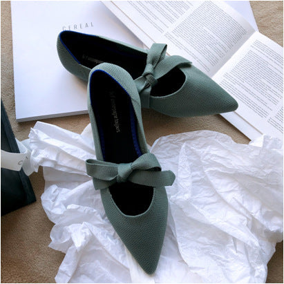 Mary Jane women's shoes with pointed bow