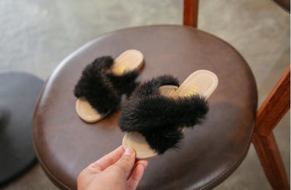 Sandals female Korean version of the cross rabbit fur flat slippers plush shoes