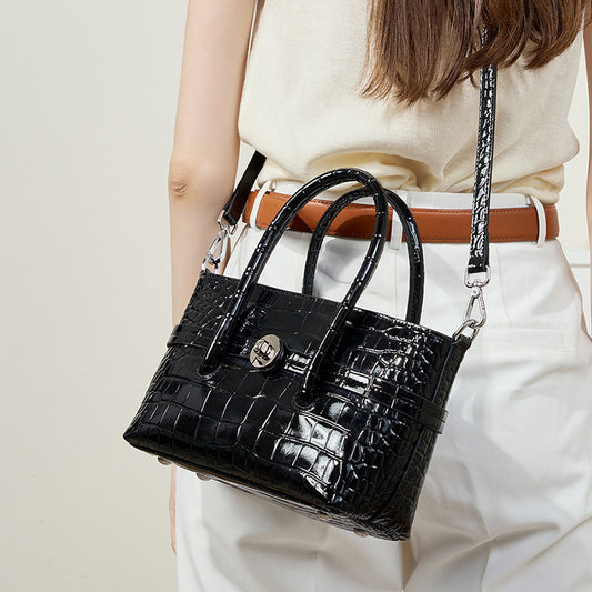 Fashionable Genuine Leather High-grade Handbag