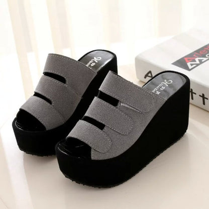 The Korean version of the new spring and summer female slippers Velcro soled sandals with frosted high-heeled platform slope slipper