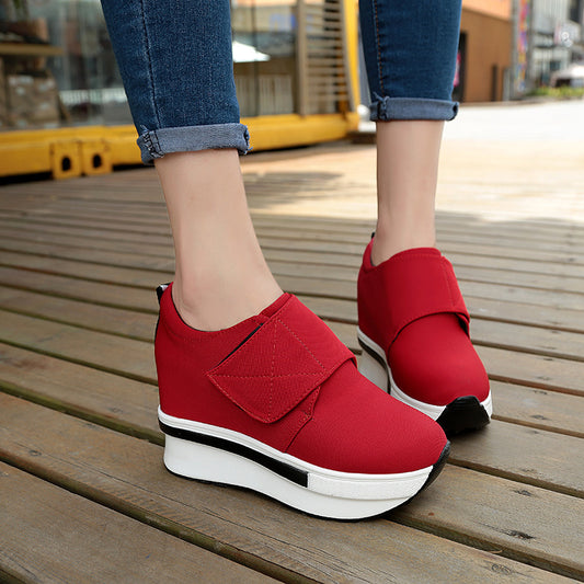 In the autumn of 2021 the new increase in women's shoe lace Korean thick soles muffin bottom student shoes casual shoes color