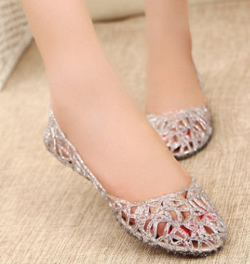 Flat bottom hole shoes beach sandals with flat plastic hollow heels