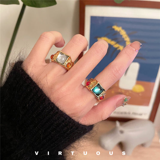 A Niche Retro Set Colored Gemstone Ring With Irregular Gold Color